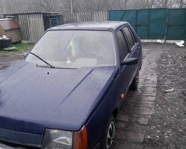 Синий ЗАЗ 1103 Славута, объемом двигателя 1.2 л и пробегом 100 тыс. км за 450 $, фото 5 на Automoto.ua