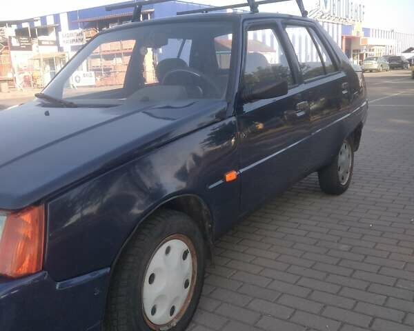 Синий ЗАЗ 1103 Славута, объемом двигателя 1.3 л и пробегом 66 тыс. км за 1550 $, фото 6 на Automoto.ua