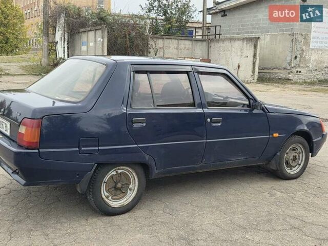 Синий ЗАЗ 1103 Славута, объемом двигателя 1.2 л и пробегом 80 тыс. км за 1300 $, фото 12 на Automoto.ua