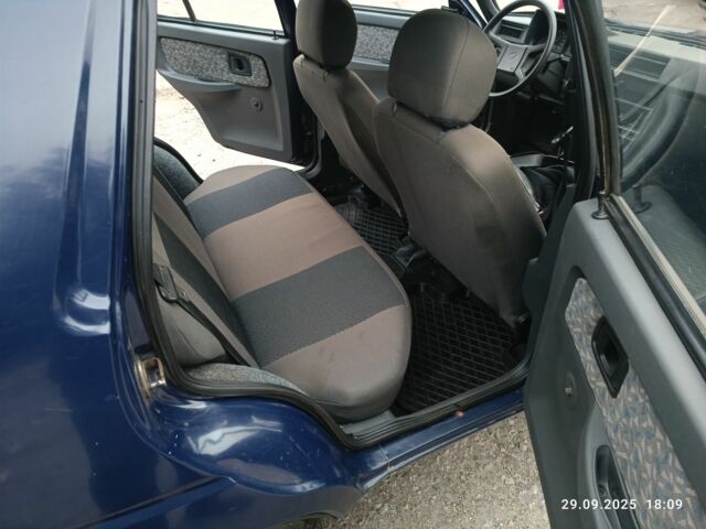 Синий ЗАЗ 1103 Славута, объемом двигателя 1.2 л и пробегом 166 тыс. км за 1100 $, фото 12 на Automoto.ua