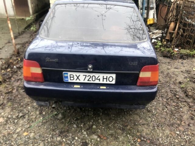 Синий ЗАЗ 1103 Славута, объемом двигателя 1.1 л и пробегом 145 тыс. км за 1100 $, фото 5 на Automoto.ua