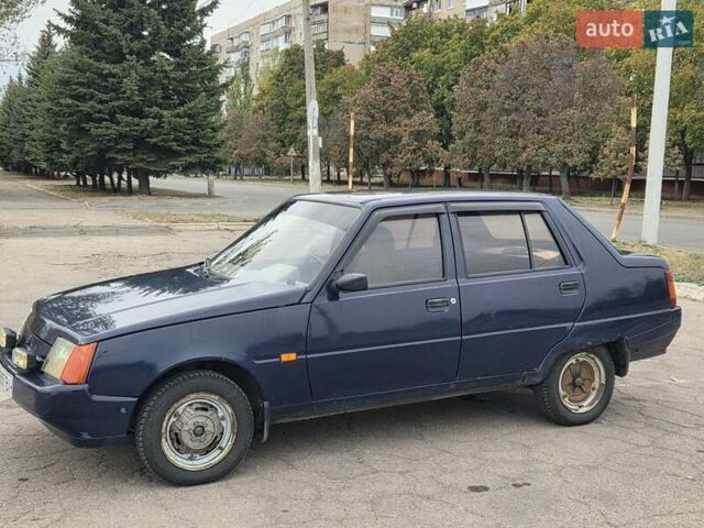Синий ЗАЗ 1103 Славута, объемом двигателя 1.2 л и пробегом 80 тыс. км за 1300 $, фото 11 на Automoto.ua
