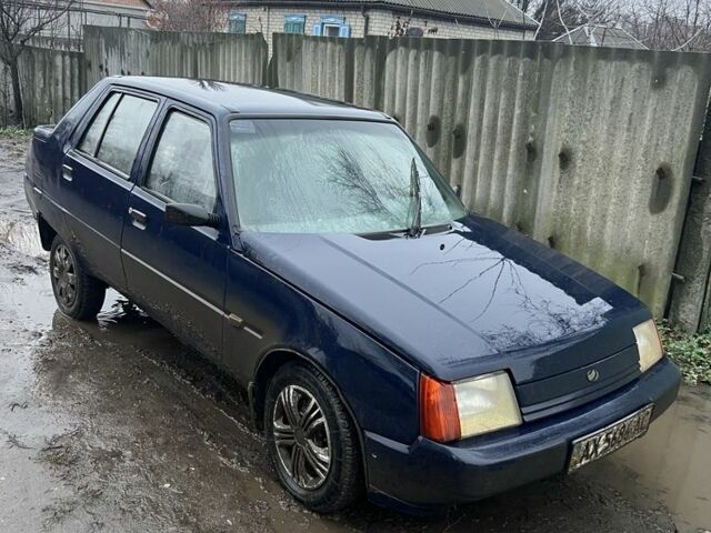 Синий ЗАЗ 1103 Славута, объемом двигателя 1.2 л и пробегом 250 тыс. км за 664 $, фото 1 на Automoto.ua