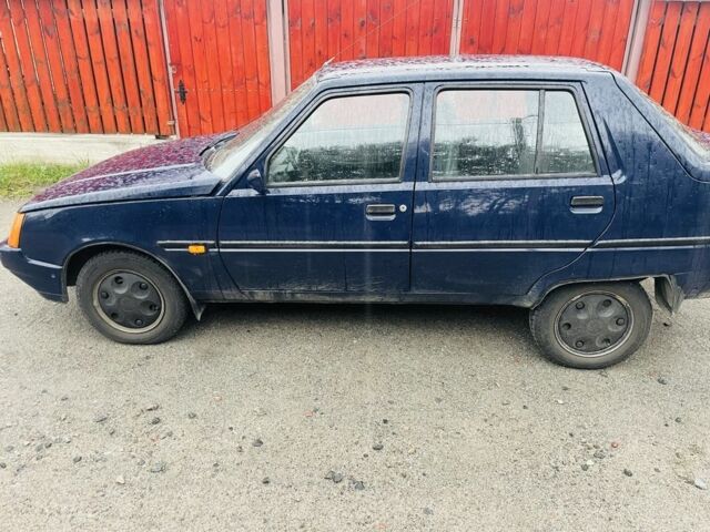 Синій ЗАЗ 1103 Славута, об'ємом двигуна 1.2 л та пробігом 121 тис. км за 1200 $, фото 2 на Automoto.ua