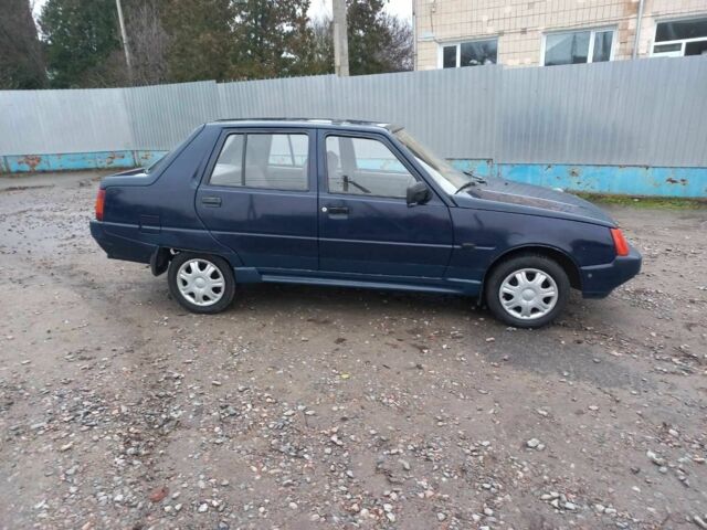 Синий ЗАЗ 1103 Славута, объемом двигателя 1.2 л и пробегом 111 тыс. км за 850 $, фото 14 на Automoto.ua