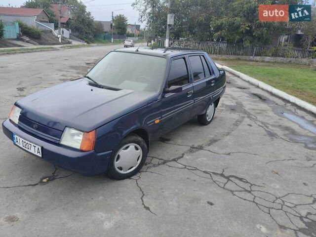 Синій ЗАЗ 1103 Славута, об'ємом двигуна 1.2 л та пробігом 121 тис. км за 1999 $, фото 7 на Automoto.ua