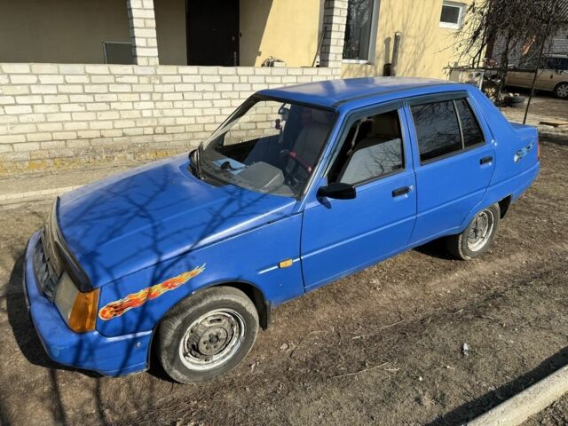 Синий ЗАЗ 1103 Славута, объемом двигателя 1.1 л и пробегом 146 тыс. км за 999 $, фото 1 на Automoto.ua