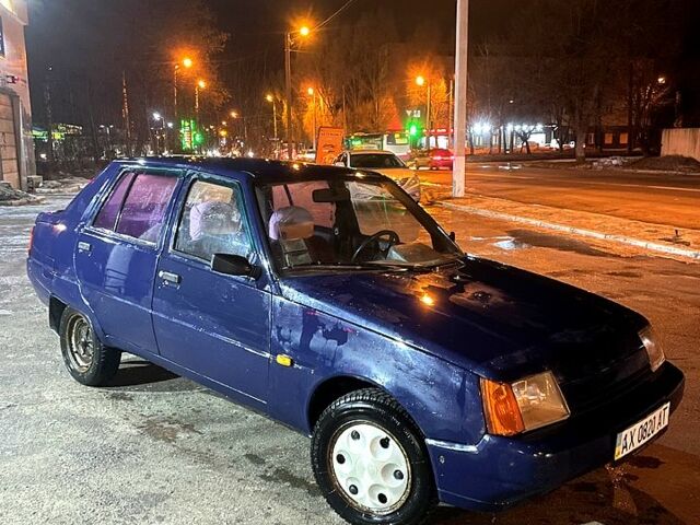 Синій ЗАЗ 1103 Славута, об'ємом двигуна 1.2 л та пробігом 100 тис. км за 1000 $, фото 5 на Automoto.ua