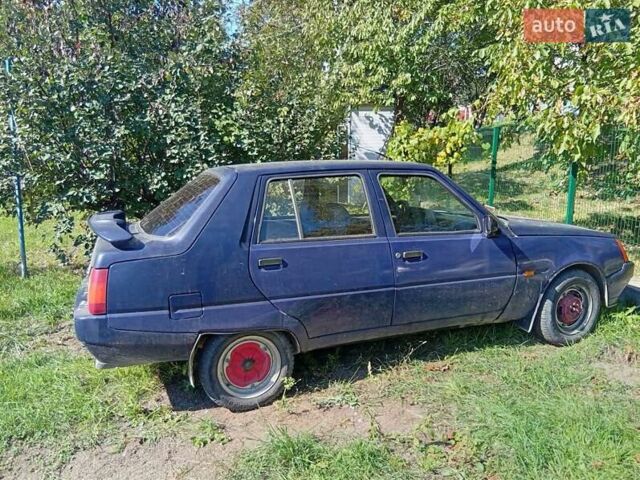 Синій ЗАЗ 1103 Славута, об'ємом двигуна 0 л та пробігом 200 тис. км за 900 $, фото 4 на Automoto.ua