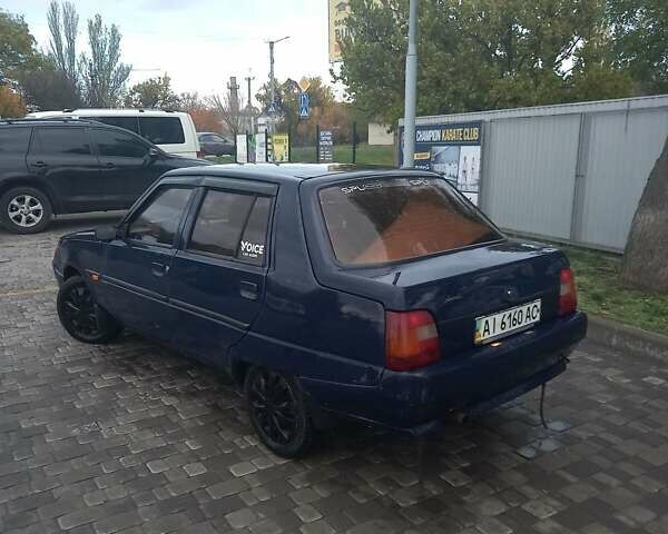 ЗАЗ 1103 Славута 2007 у Кропивницькому (Кіровограді) на Automoto.ua Синій ЗАЗ 1103 Славута, об'ємом двигуна 1.2 л та пробігом 63 тис. км за 1100 $, фото 6 на Automoto.ua