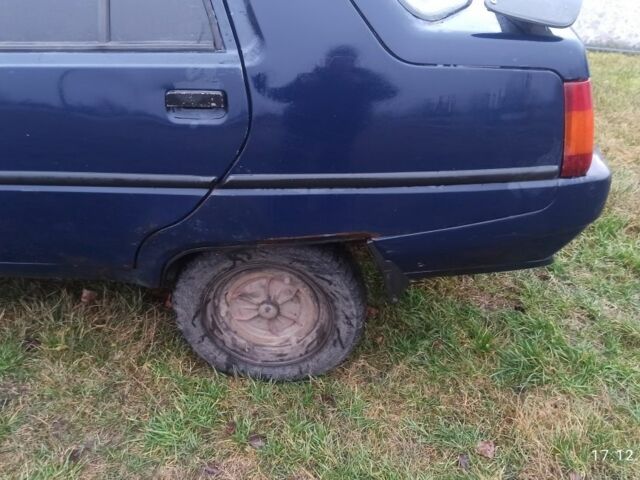 Синий ЗАЗ 1103 Славута, объемом двигателя 1.2 л и пробегом 150 тыс. км за 800 $, фото 6 на Automoto.ua