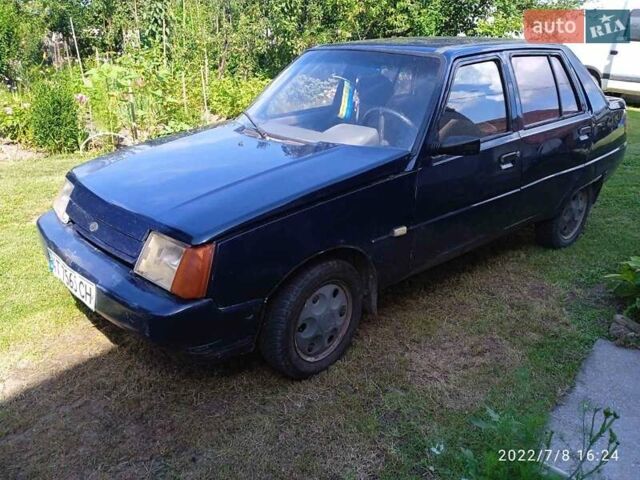Синий ЗАЗ 1103 Славута, объемом двигателя 1.2 л и пробегом 183 тыс. км за 1050 $, фото 4 на Automoto.ua