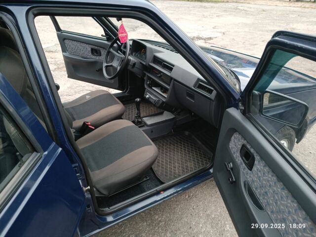 Синий ЗАЗ 1103 Славута, объемом двигателя 1.2 л и пробегом 166 тыс. км за 1100 $, фото 10 на Automoto.ua