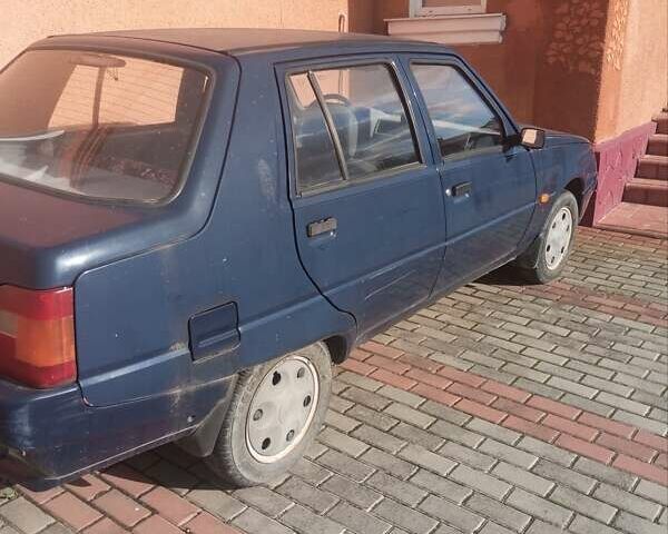 Синий ЗАЗ 1103 Славута, объемом двигателя 1.2 л и пробегом 24 тыс. км за 400 $, фото 3 на Automoto.ua