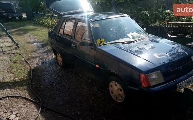 Синий ЗАЗ 1103 Славута, объемом двигателя 1.2 л и пробегом 97 тыс. км за 1250 $, фото 5 на Automoto.ua