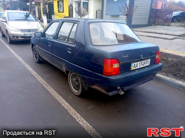 Синий ЗАЗ 1103 Славута, объемом двигателя 1.2 л и пробегом 150 тыс. км за 850 $, фото 7 на Automoto.ua