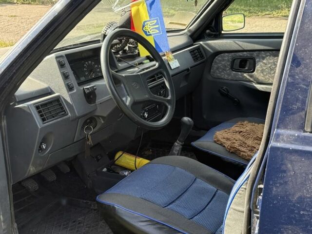 Синий ЗАЗ 1103 Славута, объемом двигателя 1.3 л и пробегом 117 тыс. км за 1500 $, фото 4 на Automoto.ua