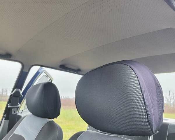 Синій ЗАЗ 1103 Славута, об'ємом двигуна 1.2 л та пробігом 53 тис. км за 1600 $, фото 8 на Automoto.ua