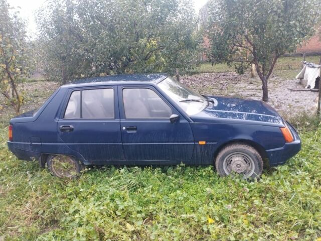 Синій ЗАЗ 1103 Славута, об'ємом двигуна 1.2 л та пробігом 94 тис. км за 1200 $, фото 1 на Automoto.ua