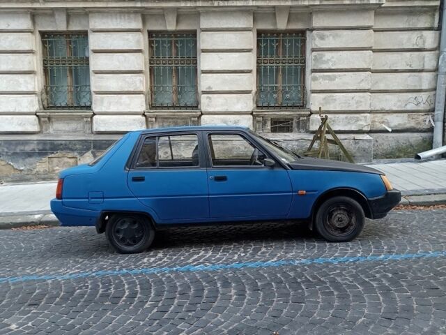 Синій ЗАЗ 1103 Славута, об'ємом двигуна 0 л та пробігом 120 тис. км за 500 $, фото 2 на Automoto.ua
