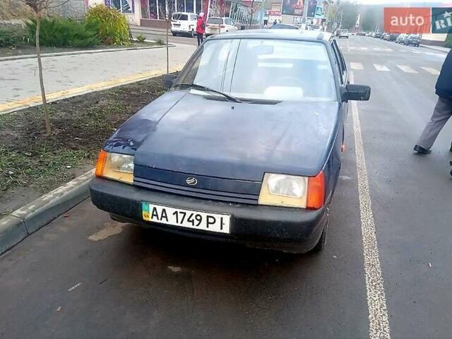 Синий ЗАЗ 1103 Славута, объемом двигателя 1.2 л и пробегом 150 тыс. км за 850 $, фото 3 на Automoto.ua