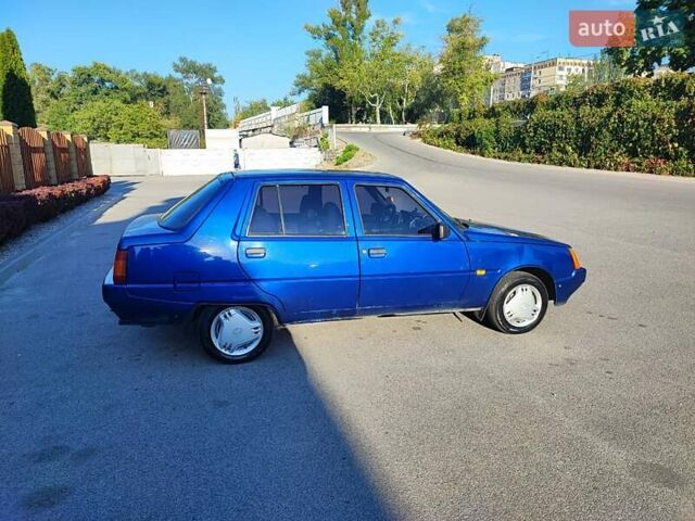 Синий ЗАЗ 1103 Славута, объемом двигателя 1.3 л и пробегом 120 тыс. км за 1300 $, фото 9 на Automoto.ua