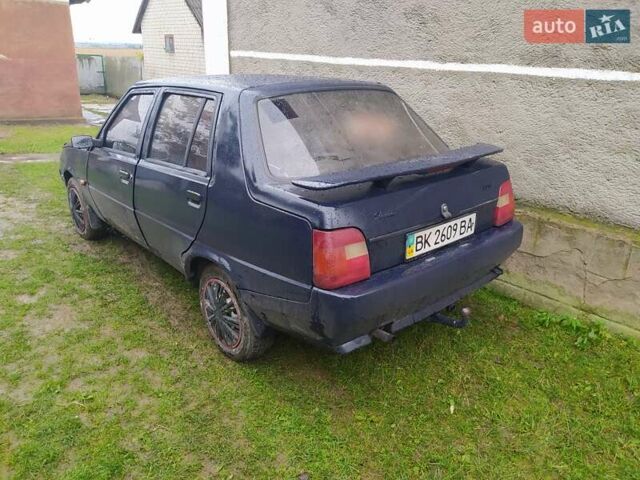 Синий ЗАЗ 1103 Славута, объемом двигателя 1.2 л и пробегом 226 тыс. км за 1650 $, фото 2 на Automoto.ua