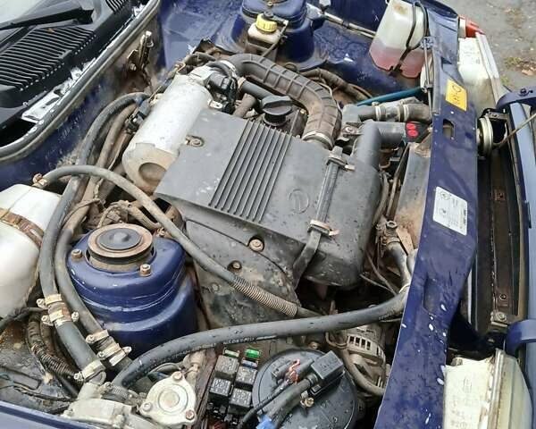 Синий ЗАЗ 1103 Славута, объемом двигателя 1.3 л и пробегом 78 тыс. км за 1000 $, фото 8 на Automoto.ua