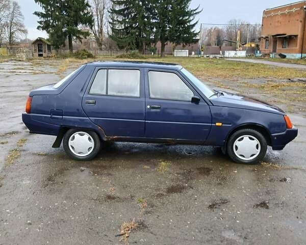 Синий ЗАЗ 1103 Славута, объемом двигателя 1.3 л и пробегом 78 тыс. км за 1000 $, фото 2 на Automoto.ua