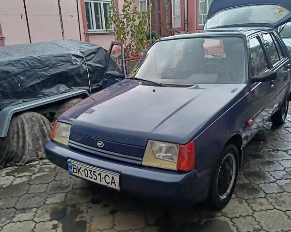ЗАЗ 1103 Славута 2010 в Дубно на Automoto.ua Синий ЗАЗ 1103 Славута, объемом двигателя 1.3 л и пробегом 71 тыс. км за 1500 $, фото 2 на Automoto.ua