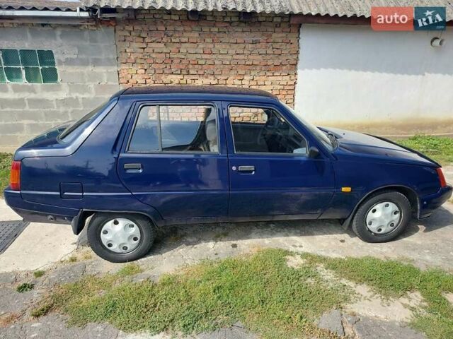 Синій ЗАЗ 1103 Славута, об'ємом двигуна 1.3 л та пробігом 108 тис. км за 1450 $, фото 5 на Automoto.ua