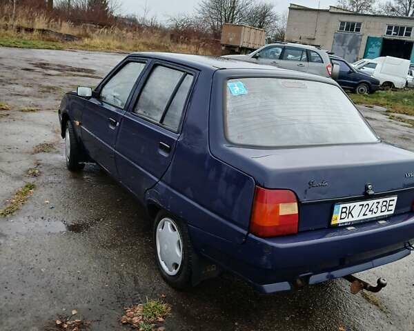 Синий ЗАЗ 1103 Славута, объемом двигателя 1.3 л и пробегом 78 тыс. км за 1000 $, фото 4 на Automoto.ua