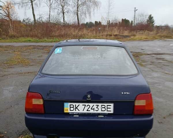 Синий ЗАЗ 1103 Славута, объемом двигателя 1.3 л и пробегом 78 тыс. км за 1000 $, фото 3 на Automoto.ua