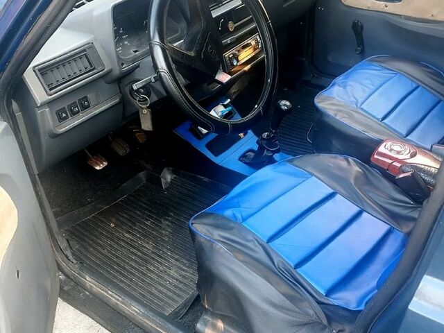 Синий ЗАЗ 1103 Славута, объемом двигателя 1.2 л и пробегом 100 тыс. км за 300 $, фото 2 на Automoto.ua
