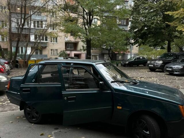 Зеленый ЗАЗ 1103 Славута, объемом двигателя 1.1 л и пробегом 86 тыс. км за 950 $, фото 7 на Automoto.ua