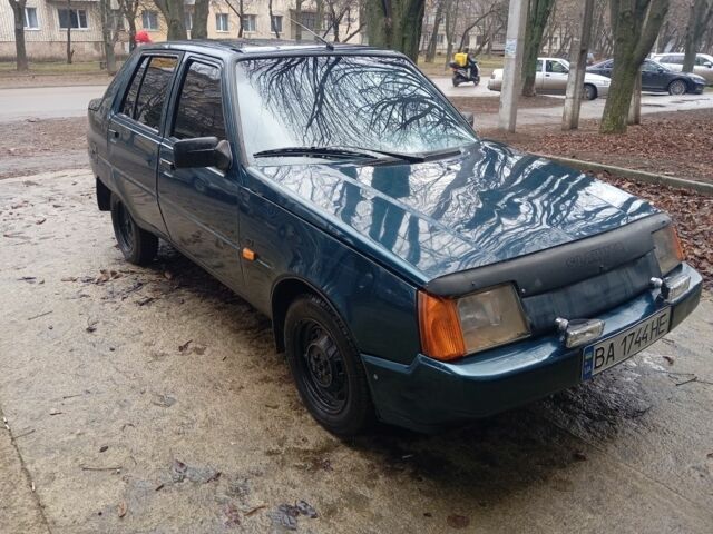 Зелений ЗАЗ 1103 Славута, об'ємом двигуна 1.1 л та пробігом 333 тис. км за 950 $, фото 4 на Automoto.ua