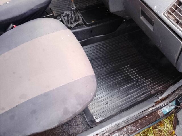 Зелений ЗАЗ 1103 Славута, об'ємом двигуна 1.1 л та пробігом 187 тис. км за 900 $, фото 16 на Automoto.ua