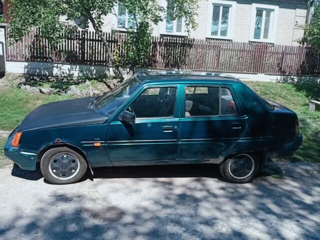 Зеленый ЗАЗ 1103 Славута, объемом двигателя 1.2 л и пробегом 100 тыс. км за 663 $, фото 2 на Automoto.ua