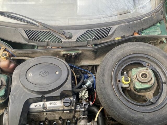 Зеленый ЗАЗ 1103 Славута, объемом двигателя 1.2 л и пробегом 777 тыс. км за 545 $, фото 6 на Automoto.ua