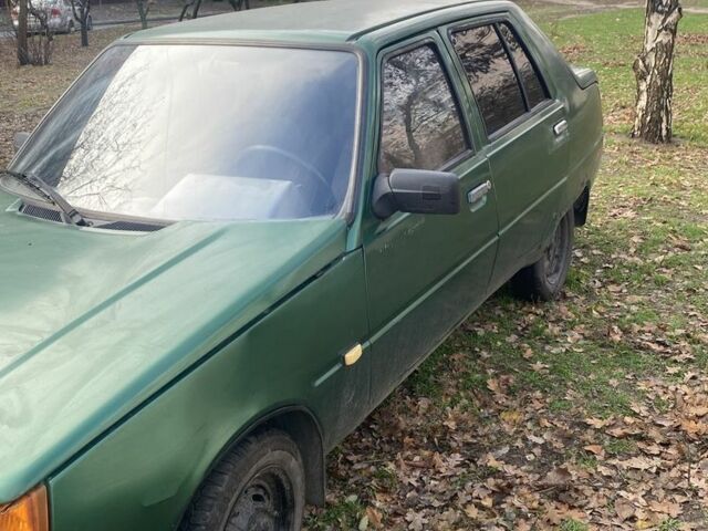 Зеленый ЗАЗ 1103 Славута, объемом двигателя 1.2 л и пробегом 777 тыс. км за 545 $, фото 4 на Automoto.ua