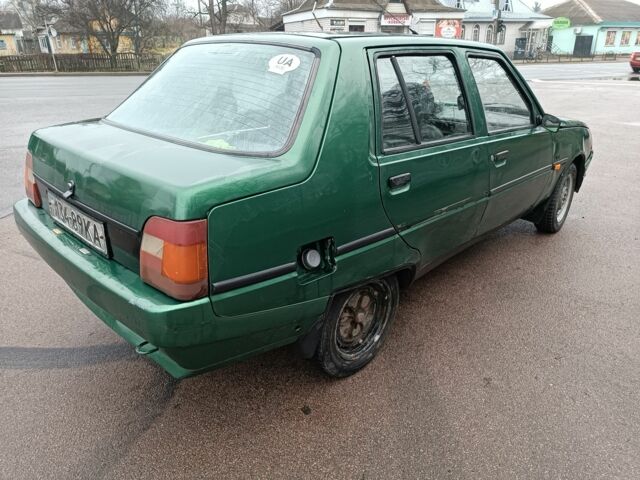 Зелений ЗАЗ 1103 Славута, об'ємом двигуна 1.2 л та пробігом 150 тис. км за 510 $, фото 3 на Automoto.ua