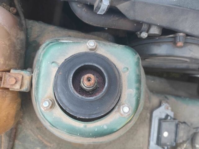 Зеленый ЗАЗ 1103 Славута, объемом двигателя 1.2 л и пробегом 200 тыс. км за 700 $, фото 7 на Automoto.ua