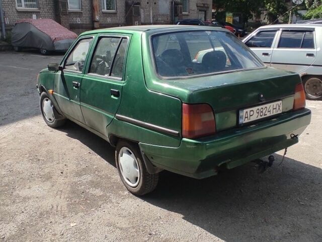 Зеленый ЗАЗ 1103 Славута, объемом двигателя 1.2 л и пробегом 140 тыс. км за 1000 $, фото 3 на Automoto.ua