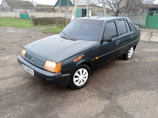 Зеленый ЗАЗ 1103 Славута, объемом двигателя 0 л и пробегом 135 тыс. км за 750 $, фото 3 на Automoto.ua