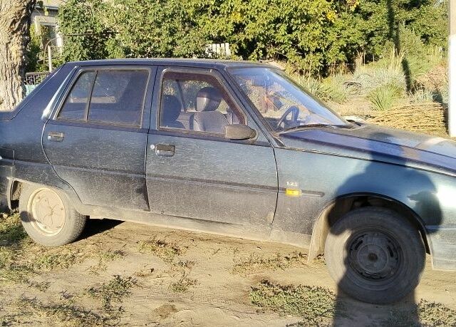 Зеленый ЗАЗ 1103 Славута, объемом двигателя 0 л и пробегом 174 тыс. км за 900 $, фото 4 на Automoto.ua