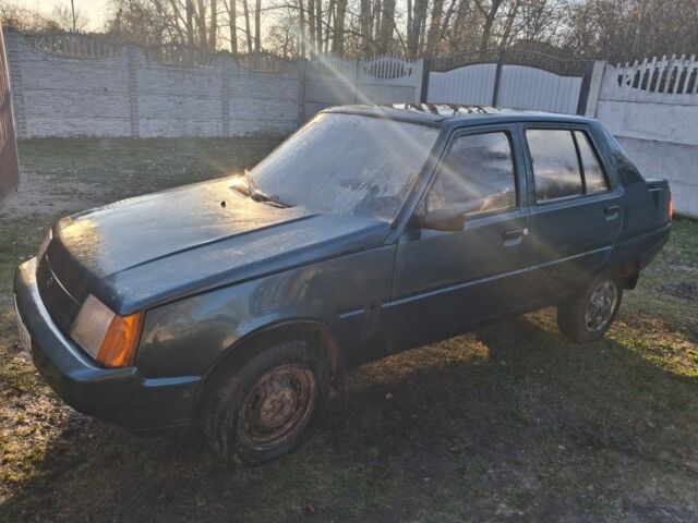 Зелений ЗАЗ 1103 Славута, об'ємом двигуна 1.2 л та пробігом 140 тис. км за 450 $, фото 6 на Automoto.ua