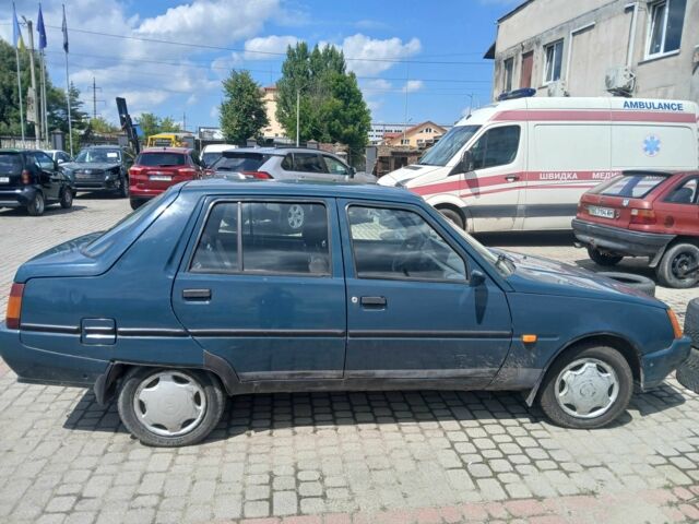 Зеленый ЗАЗ 1103 Славута, объемом двигателя 1.2 л и пробегом 86 тыс. км за 360 $, фото 1 на Automoto.ua