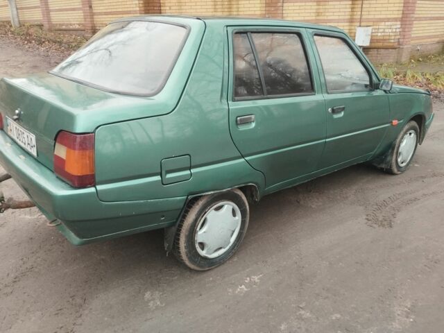 Зелений ЗАЗ 1103 Славута, об'ємом двигуна 1.2 л та пробігом 129 тис. км за 800 $, фото 4 на Automoto.ua