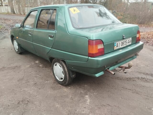 Зелений ЗАЗ 1103 Славута, об'ємом двигуна 1.2 л та пробігом 129 тис. км за 800 $, фото 2 на Automoto.ua