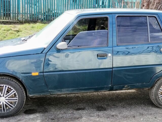 Зеленый ЗАЗ 1103 Славута, объемом двигателя 1.2 л и пробегом 300 тыс. км за 929 $, фото 4 на Automoto.ua